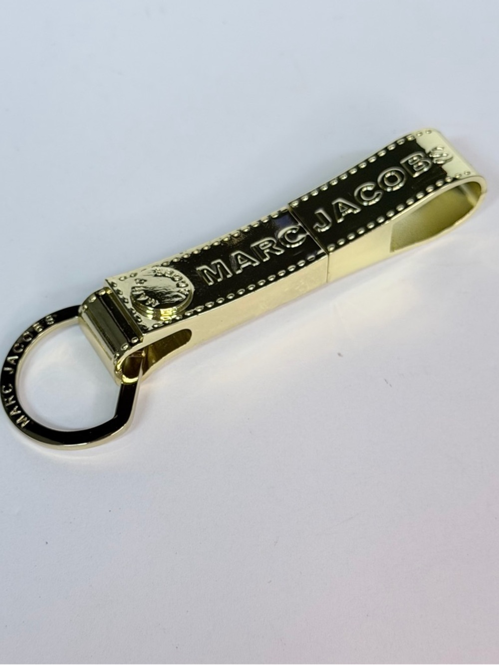 Marc Jacobs Gold-Tone Branded Key Holder